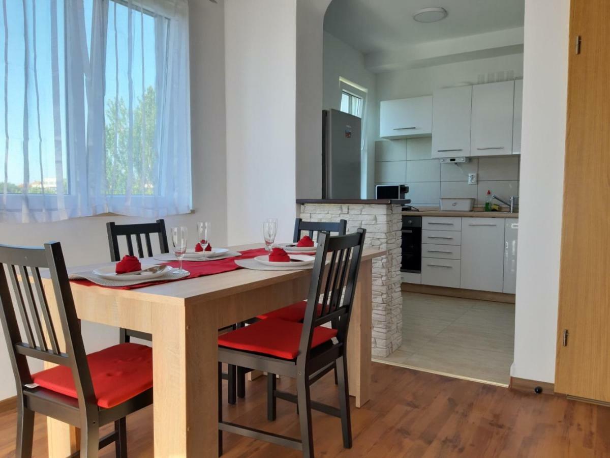 Igy Apartment *