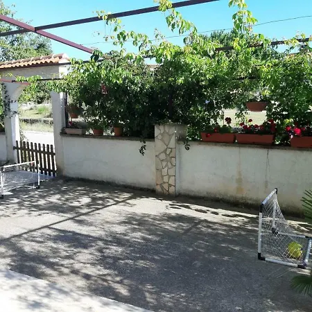 Apartman Igy Vinkuran Exterior foto